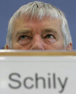 Otto Schily - Big Brother is watching you!